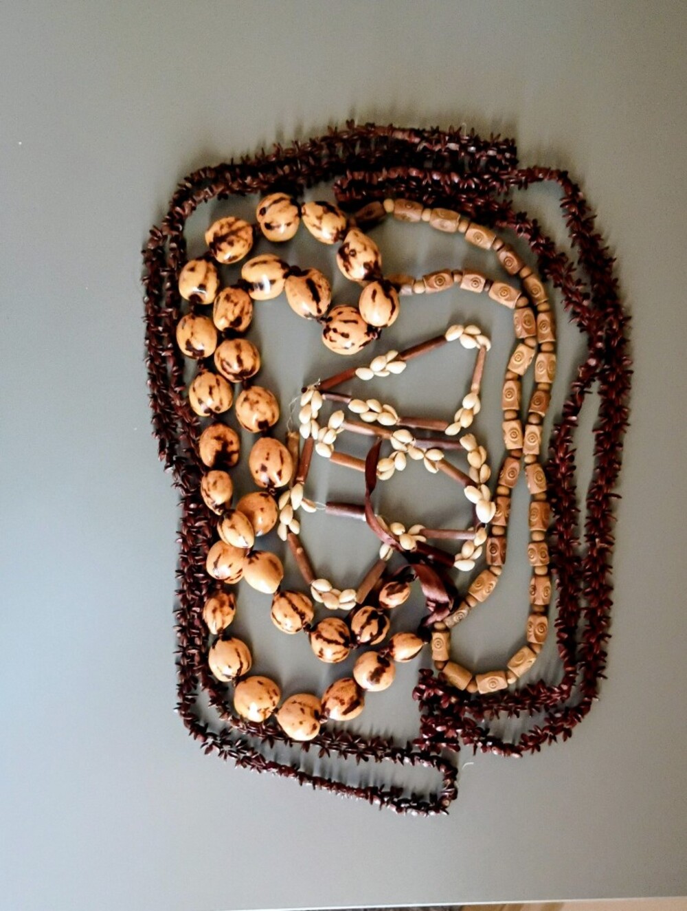 5 Hawaiian Nuts and Shell Necklaces